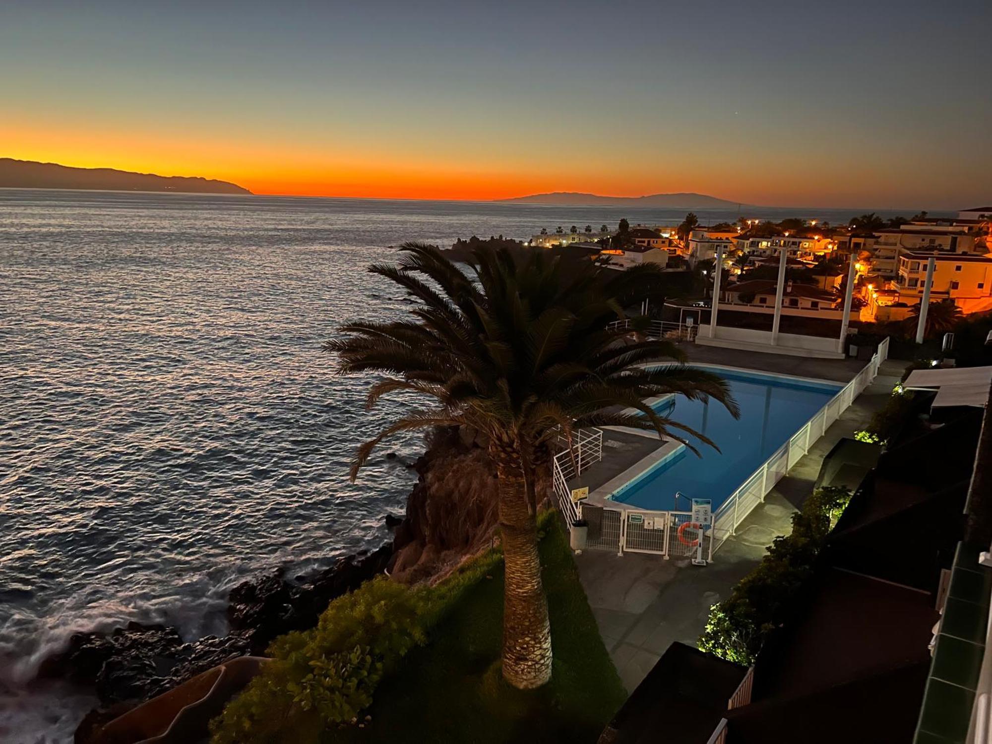 Costa Isora Apartment Puerto de Santiago  Exterior photo